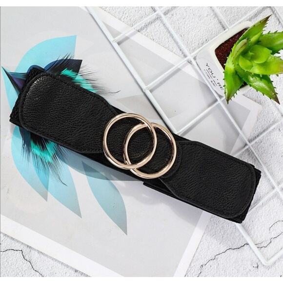 2/$30 Belt Classic Faux Leather Classic Black Interlocking Circles Metal - Picture 3 of 5